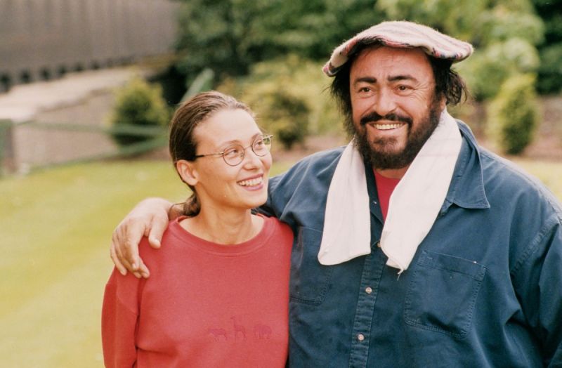Pavarotti – Element galerii