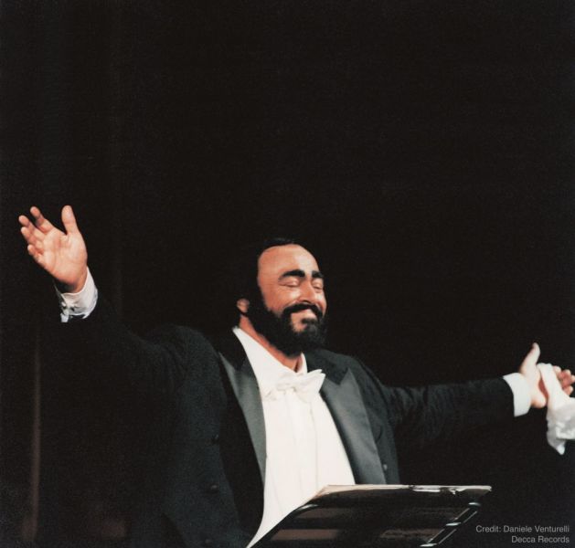 Pavarotti – Element galerii